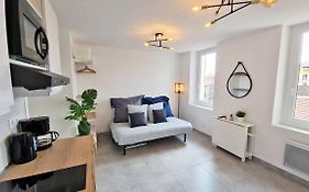 MaxBnb - Studio Cozy - Climatisé - WiFi Fibre - 10 min à pied Gare -4-